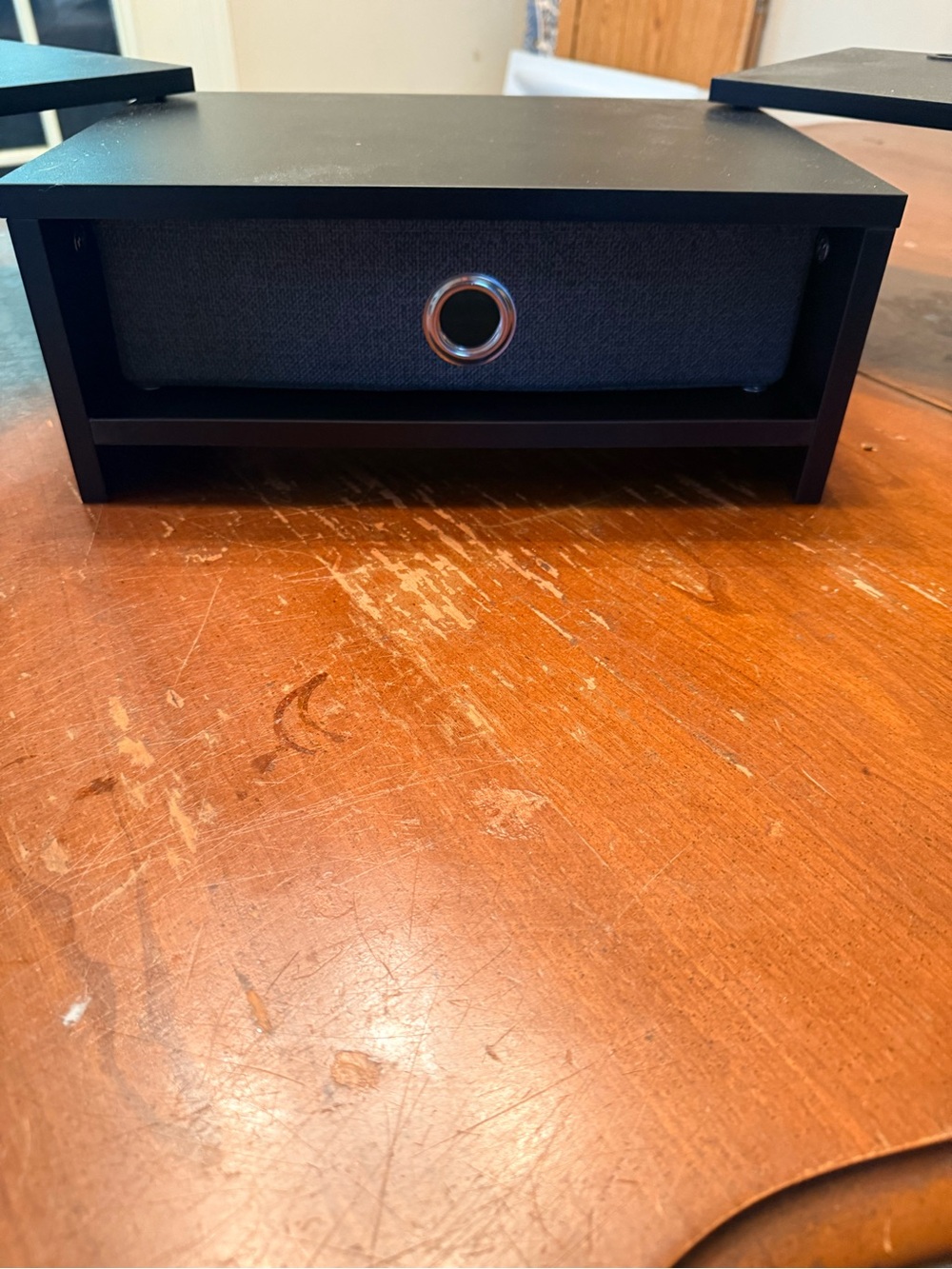 Computer screen stand - Picture 3 of 3